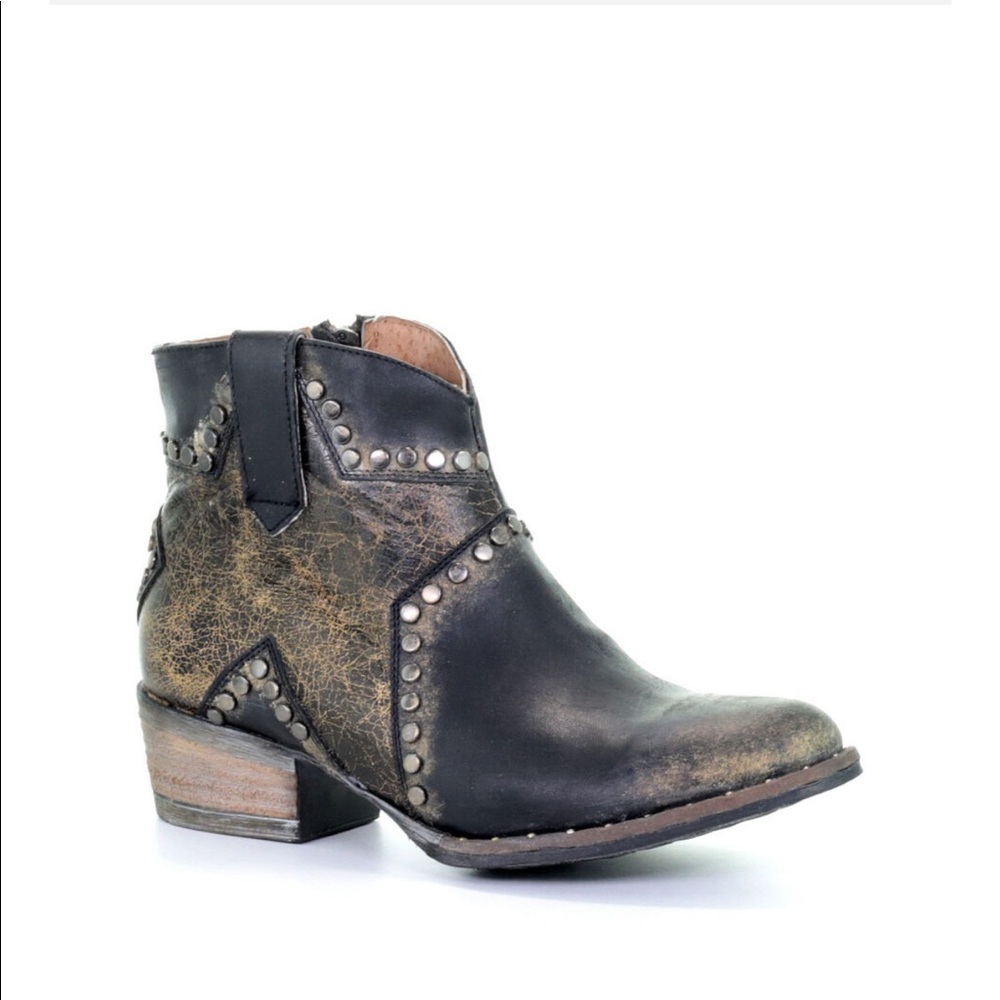 G circle booties. Size 11